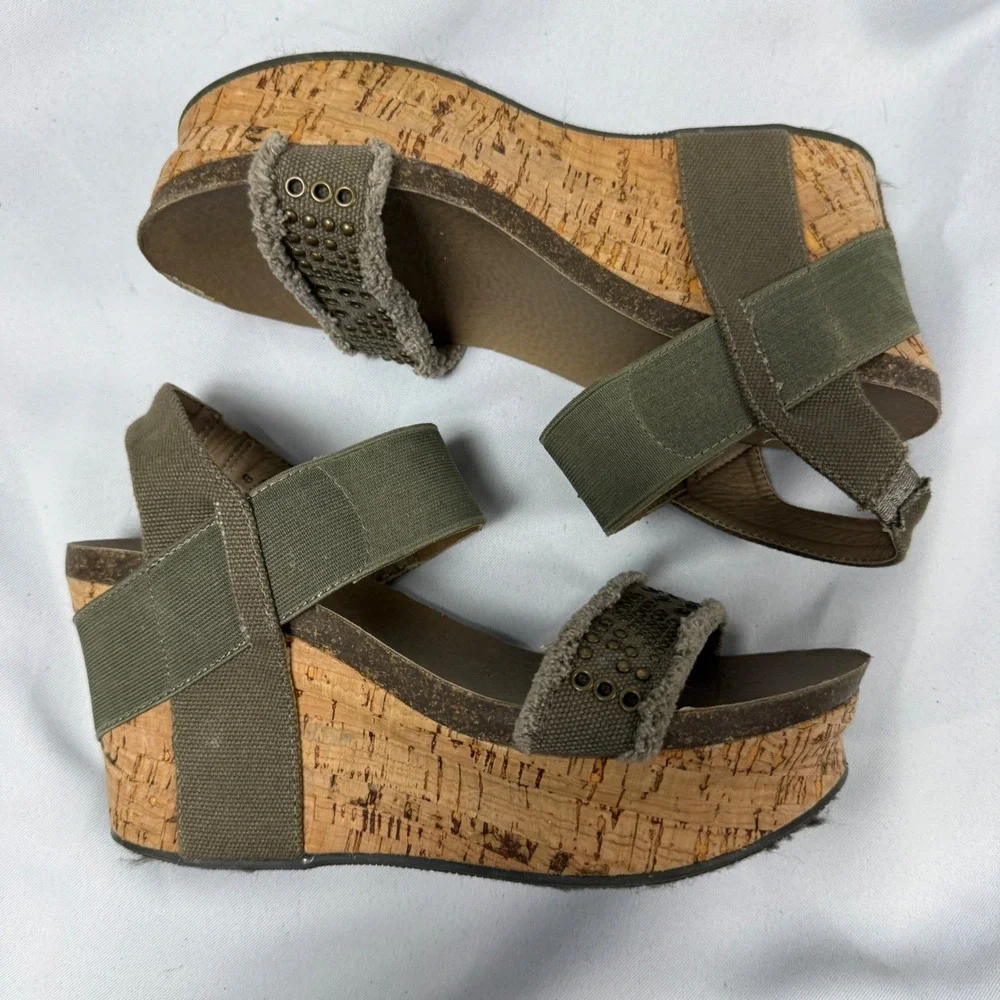 Corkys Olive Green Canvas Studded Cork Wedge Platform Sandals Womens Boho size 8